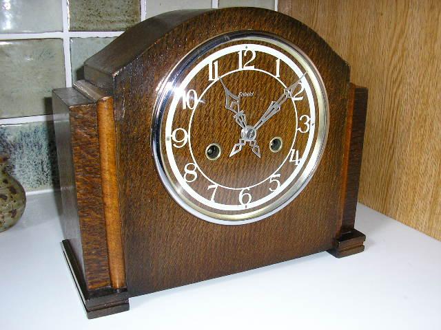 P4240002.JPG - Shades of Art Deco from The Enfield Clock Co - a complete overhaul was required.