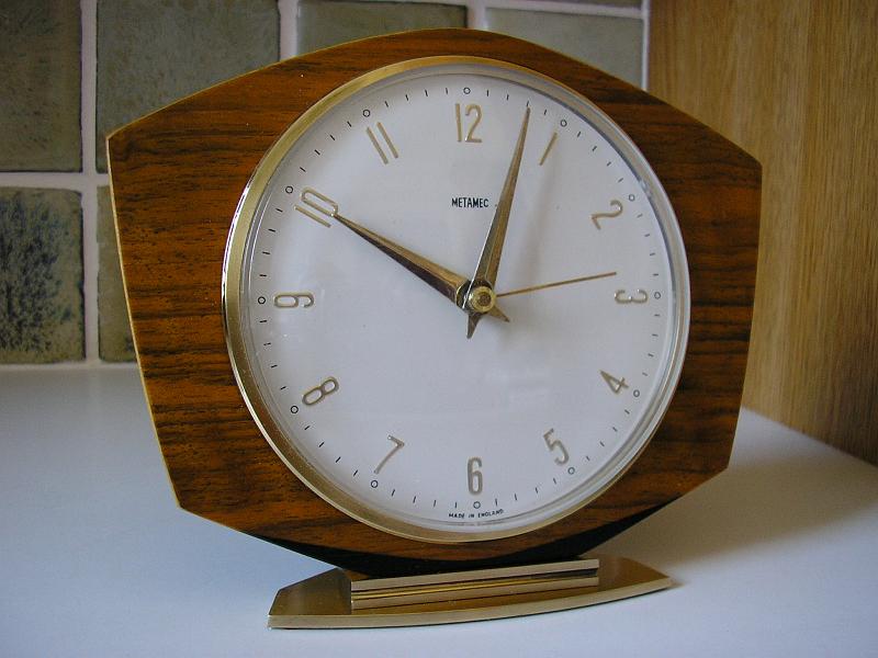 P6160002.JPG - An Electro Mechanical Movement from Metamec. Cleaned & Serviced.