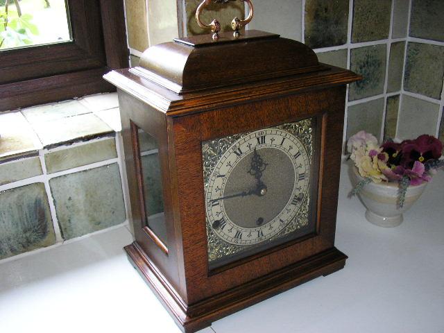 P7020006.JPG - A very good quality timepiece produced for 'The Goldsmiths & Silversmiths of Regent Street, London.  Cleaned & serviced after a number of years of lying idle.