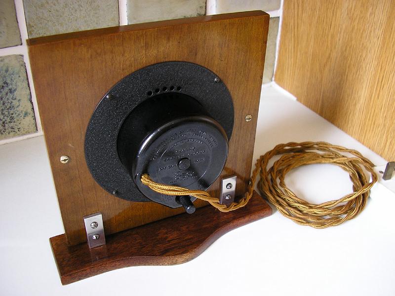 P7130002.JPG - Smiths Electric Clock. Whilst Mains powered a mechanical Movement benefits from a clean & service.