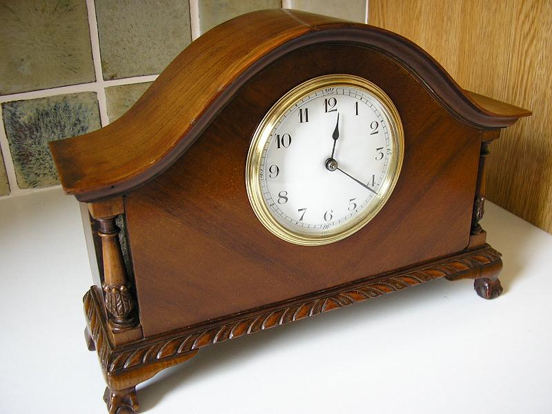 P7260001.JPG - A pretty ‘Time only’ clock. Cleaned & serviced.